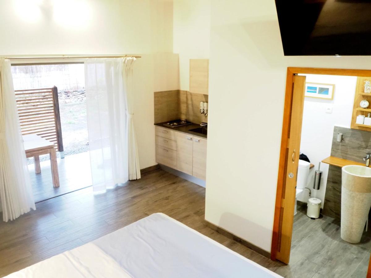 Fare Noanoa Hotel Paea Ngoại thất bức ảnh